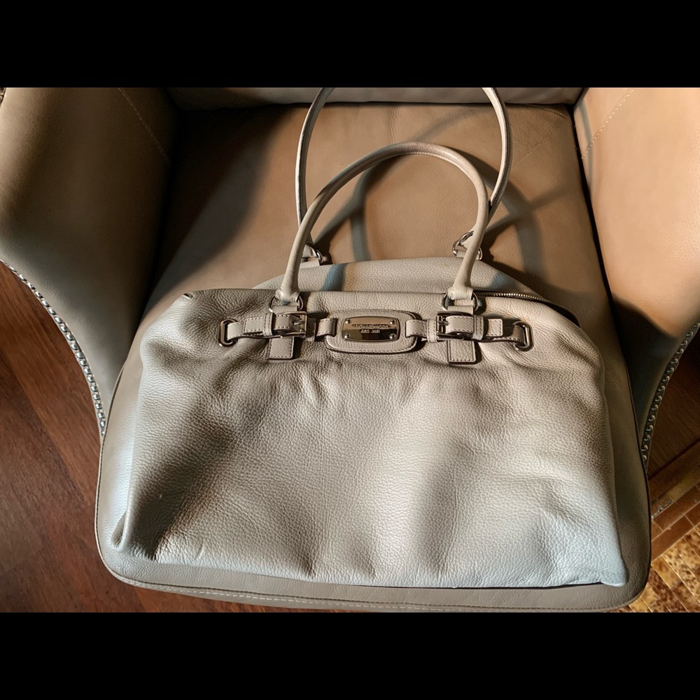 Michael Kors Dove grey pebbled leather purse